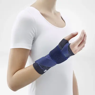 Bauerfeind ManuTrain Stabilizing Wrist Brace Right 4 Black