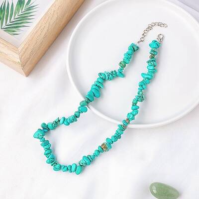 Synthetic Turquoise Chips Bead Necklace