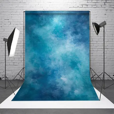 Serene Blue White Abstract Art Peaceful Backdrop - Aperturee