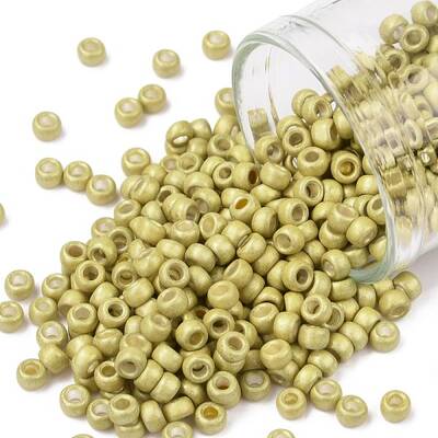 TOHO Round Seed Beads