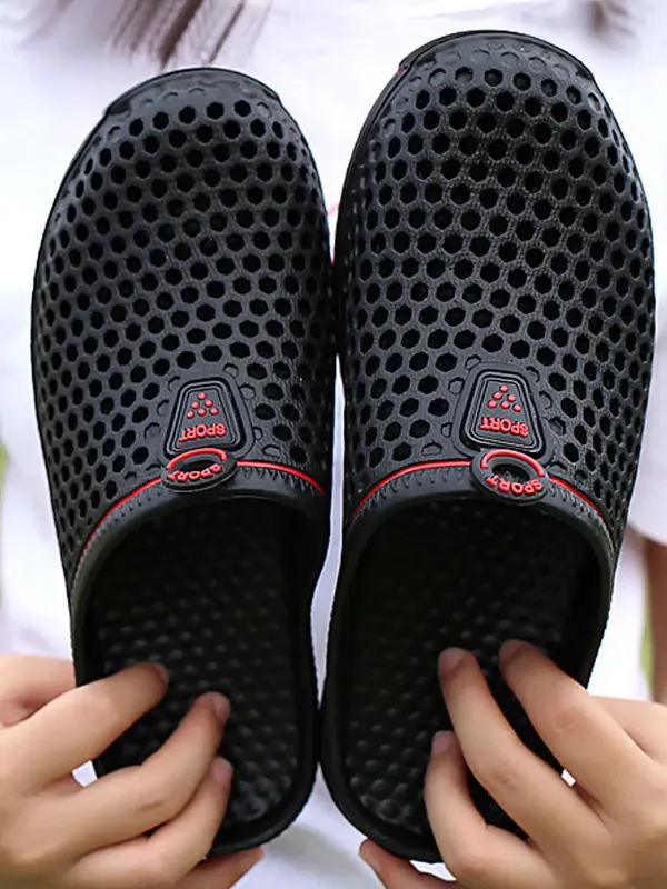 Men's Casual Minimalist Slip on Clogs, Trendy Non-slip Soft Breathable Clogs Shoes , Chic All-match Summer Vacation Beach 202...