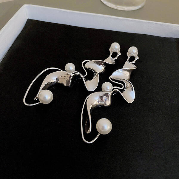 Silver Needle Silver Earrings Fashion Metal Earrings Simple Design Earrings