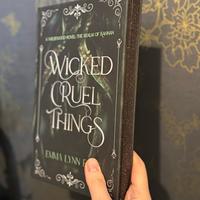 Sprayed edge hardback