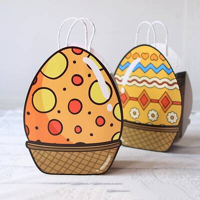 Easter Egg Shaped Paper Candy Packaging Bags with Handle