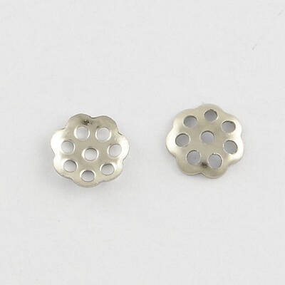 Tarnish Resistant 304 Stainless Steel Flower Bead Caps