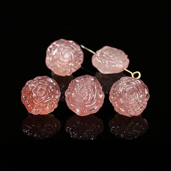 Natural Strawberry Quartz Carved Beads