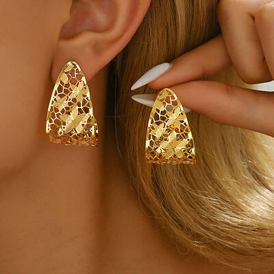 Alloy Hollow Flower Stud Earrings