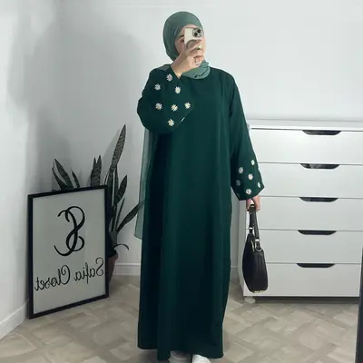 Elegant Embroidered Daisy Dress Robe Abaya - Classic Design for Women, Perfect for Special Occasions