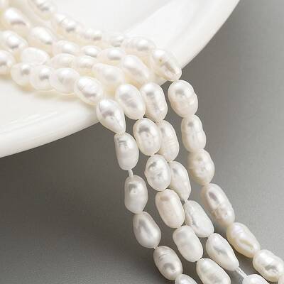 Natural Cultured Freshwater Pearl Beads Strands