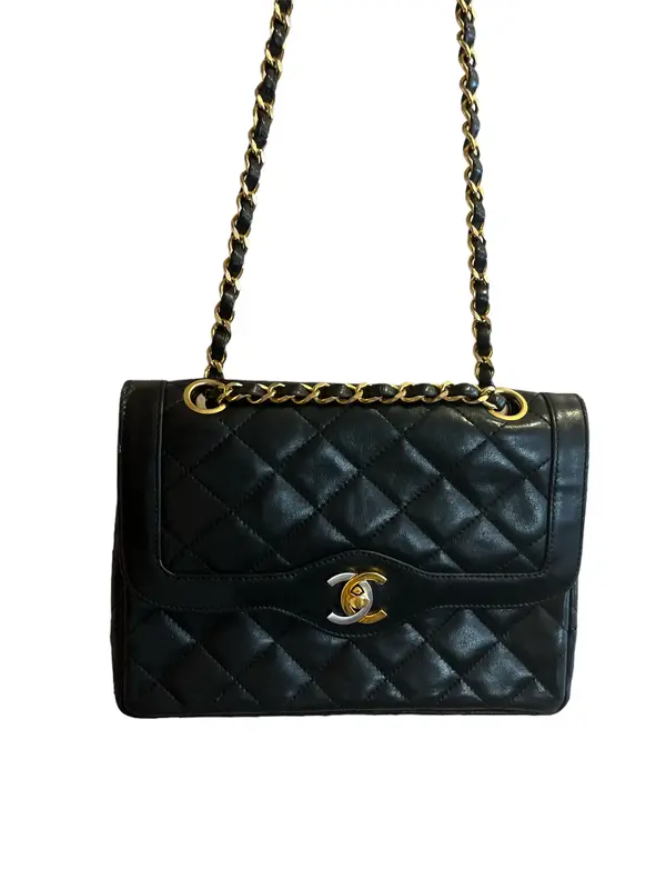 Pre-owned CHANEL Lambskin Shoulder Bags Double Flap Shoulder Bag