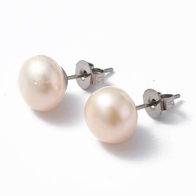 Natural Pearl Ear Studs