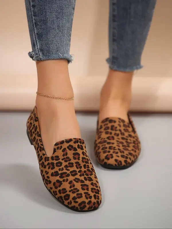 Women's Fashion Leopard Print Slip on Flats, Casual Comfortable Round Toe Flat Shoes for Daily Wear, Lightweight Breathable S...