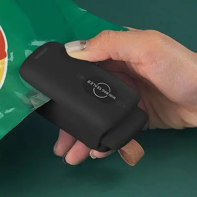 Portable Electronic Vacuum Sealer, Batteries Required Mini Handheld Plastic Sealer, Suitable For Thin Plastic Bags