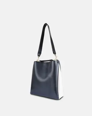 Two-Tone Tote – BLACK & OAT | Color: Caramel x Tan