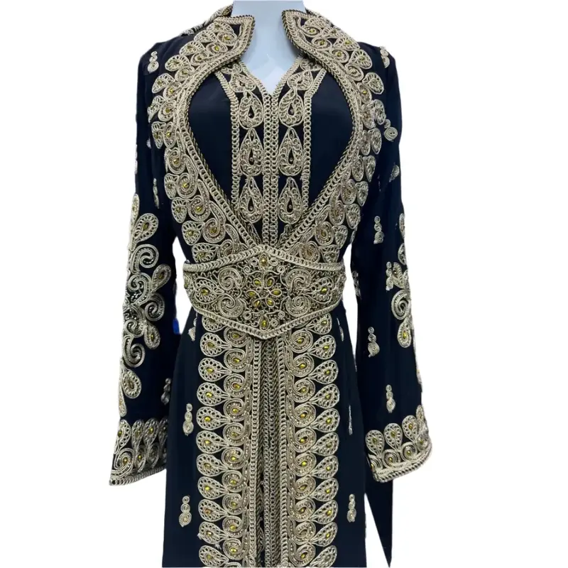 Indulge in Luxury: Exquisite Kaftan