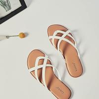 Women's Wide Width Flat Sandals, Flip Flop Slides Sandal Casual Strapy Sandal Slip on Summer Beach Shoes for Women.
