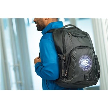 15 Customized Rainier TSA Friendly 17 Inch Laptop Backpack - USB ...