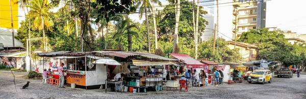 The Local's Neighborhood: A Tour of Puerto Vallarta’s Emiliano Zapata Colonia