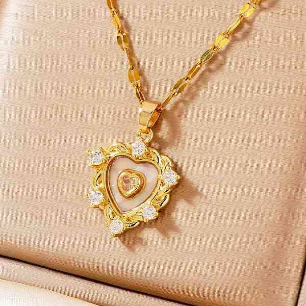 Brass Clear Cubic Zirconia Heart-shaped Pendant Necklaces