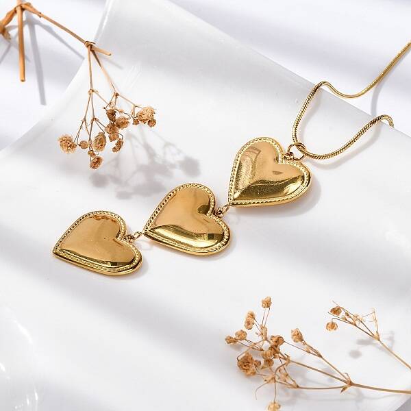 Valentine's Day PVD Vacuum Plating 304 Stainless Steel Triple Heart Pendant Round Snake Chain Necklaces for Women