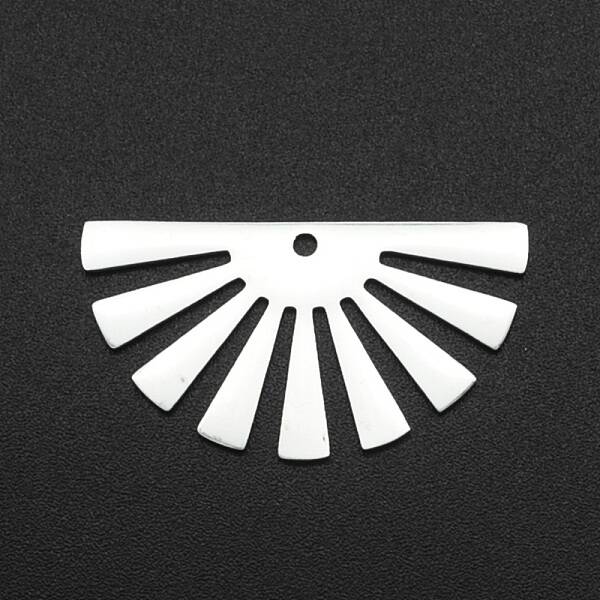 Tarnish Resistant 201 Stainless Steel Pendants