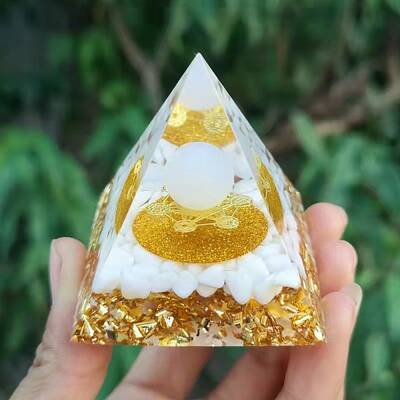 Orgonite Pyramid Resin Energy Generators