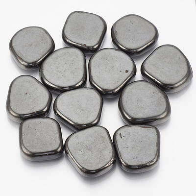 Non-magnetic Synthetic Hematite Beads