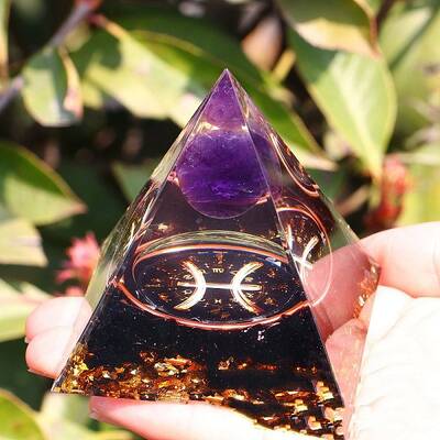 Orgonite Pyramid Resin Energy Generators
