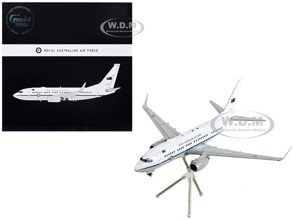 Boeing 737-700 Transport Aircraft Royal Australian Air Force - A36-002 White and Gray Gemini 200 Series 1/200 Diecast Mod...