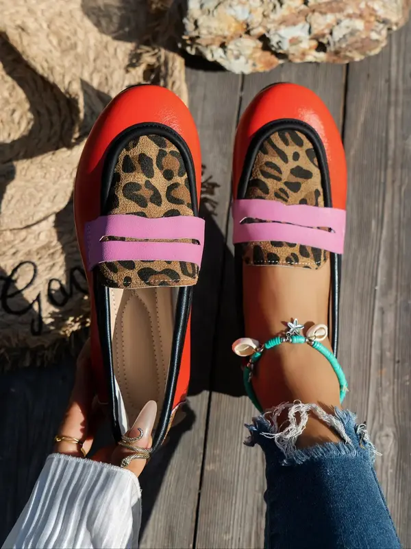 Women's Fashion Leopard Pattern Slip on Loafers, Casual Comfortable Round Toe Flat Shoes for Daily Wear, Female All-match Sho...