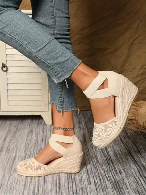 Women's Fashionable Lace Cross Design Slip on Wedge Sandals, Casual Breathable Comfortable Wedge Sandals for Beach, Fashion S...