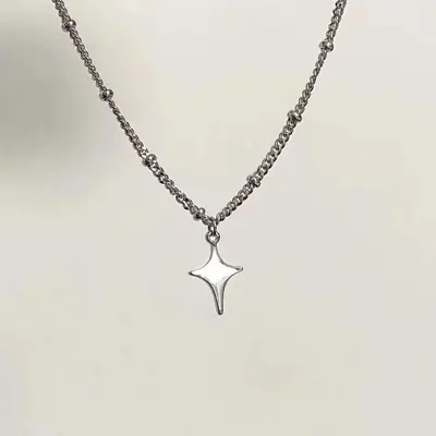 Four-pointed star necklace temperament versatile sweet star chain men and women birthday gift