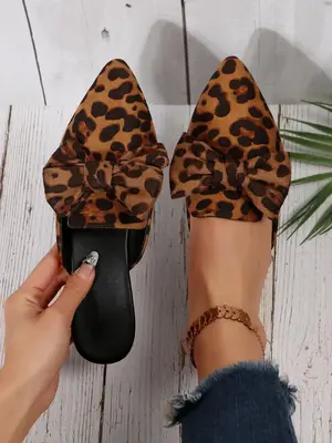 Women's Elegant Random Leopard Print Bow Decor Slip on Flats, 1 Pair Trendy Pointed Toe Flat Shoes for Women & Girls, All-mat...