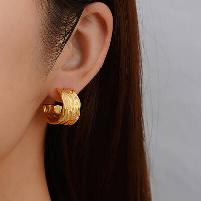 French Retro Stainless Steel C-shaped Stud Earrings