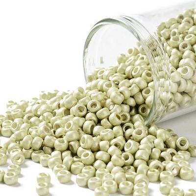TOHO Round Seed Beads