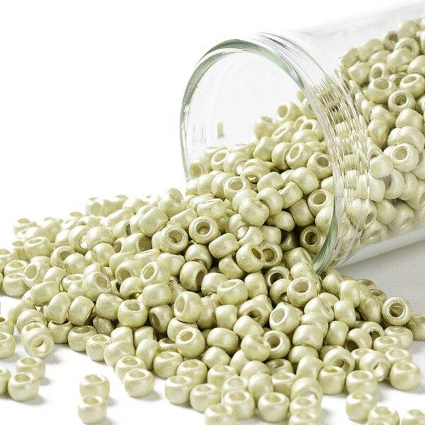 TOHO Round Seed Beads