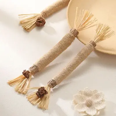 Premium Cat Chew Stick Toy, Natural Silvervine Sticks Cat Toys, Catnip Alternative Cat Chew Toys Teeth Cleaning, Matatabi Cat...