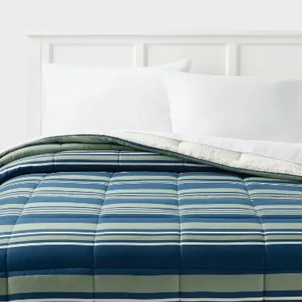 Faux Shearling Microfiber Reversible Comforter - Room Essentials