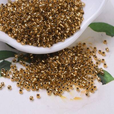 MIYUKI Delica Beads