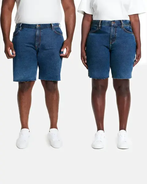 Pangaia everybody shorts mid wash | Thread color: Gold | Waist rise: Mid | Hem length: Frayed