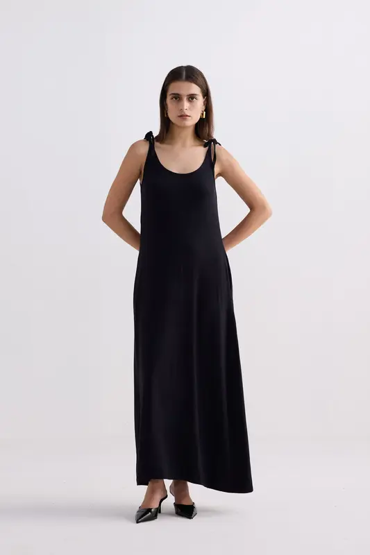 Tie-Detail Maxi Dress in Black | Color: Black | Size: L