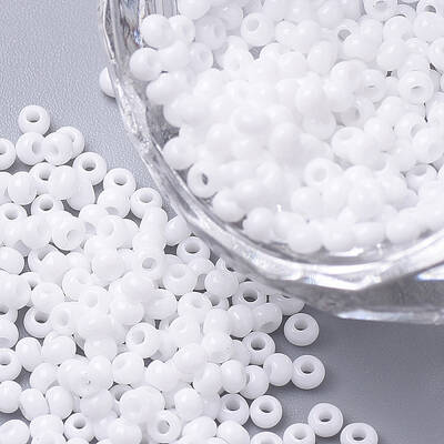 8/0 Grade A Round Glass Seed Beads