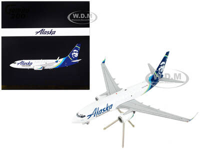 Boeing 737-700BDSF Commercial Aircraft Alaska Air Cargo White with Blue Tail Gemini 200 Series 1/200 Diecast Model Airpla...
