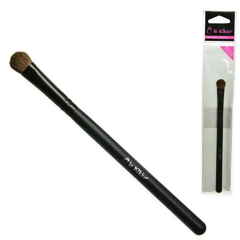 Black handle eyeshadow brush