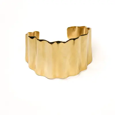 Leo Cuff | Material: Polished Brass