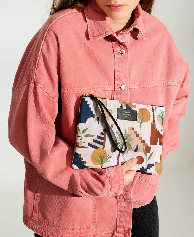 Mxa220015 Eden Xl Pouch Multi | Color: MULTI | Size: U