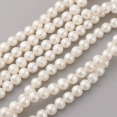 Natural Cultured Freshwater Pearl Beads Strands