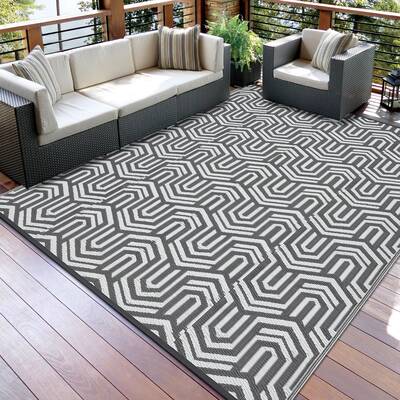 Garvee Reversible Outdoor Plastic Rug - Modern Grey Geometric Low Pile Mat - Waterproof & Lightweight Patio Carpet - Easy Cle...