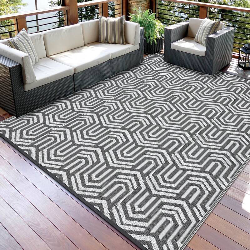 Garvee Reversible Outdoor Plastic Rug - Modern Grey Geometric Low Pile Mat - Waterproof & Lightweight Patio Carpet - Easy Cle...