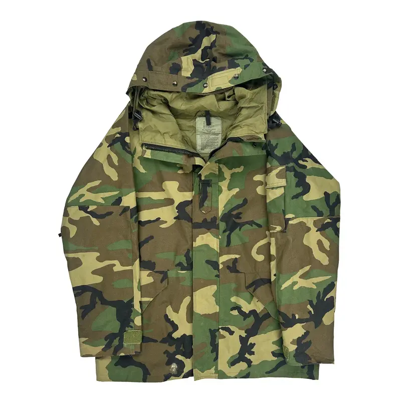 U.S. Army Unbranded Jacket - Large Camo Nylon